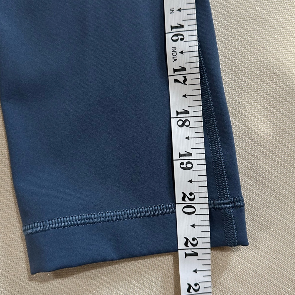Lululemon Wunder Under Crop (High-Rise) 21" ~ 4 - Picture 10 of 10